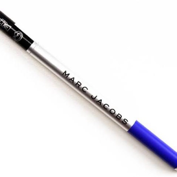 Marc Jacobs out of the Blue Eyeliner